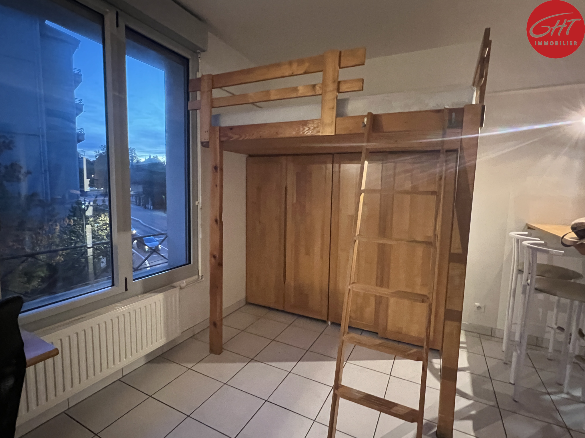 Image_2, Studio, Besançon, ref :MG55