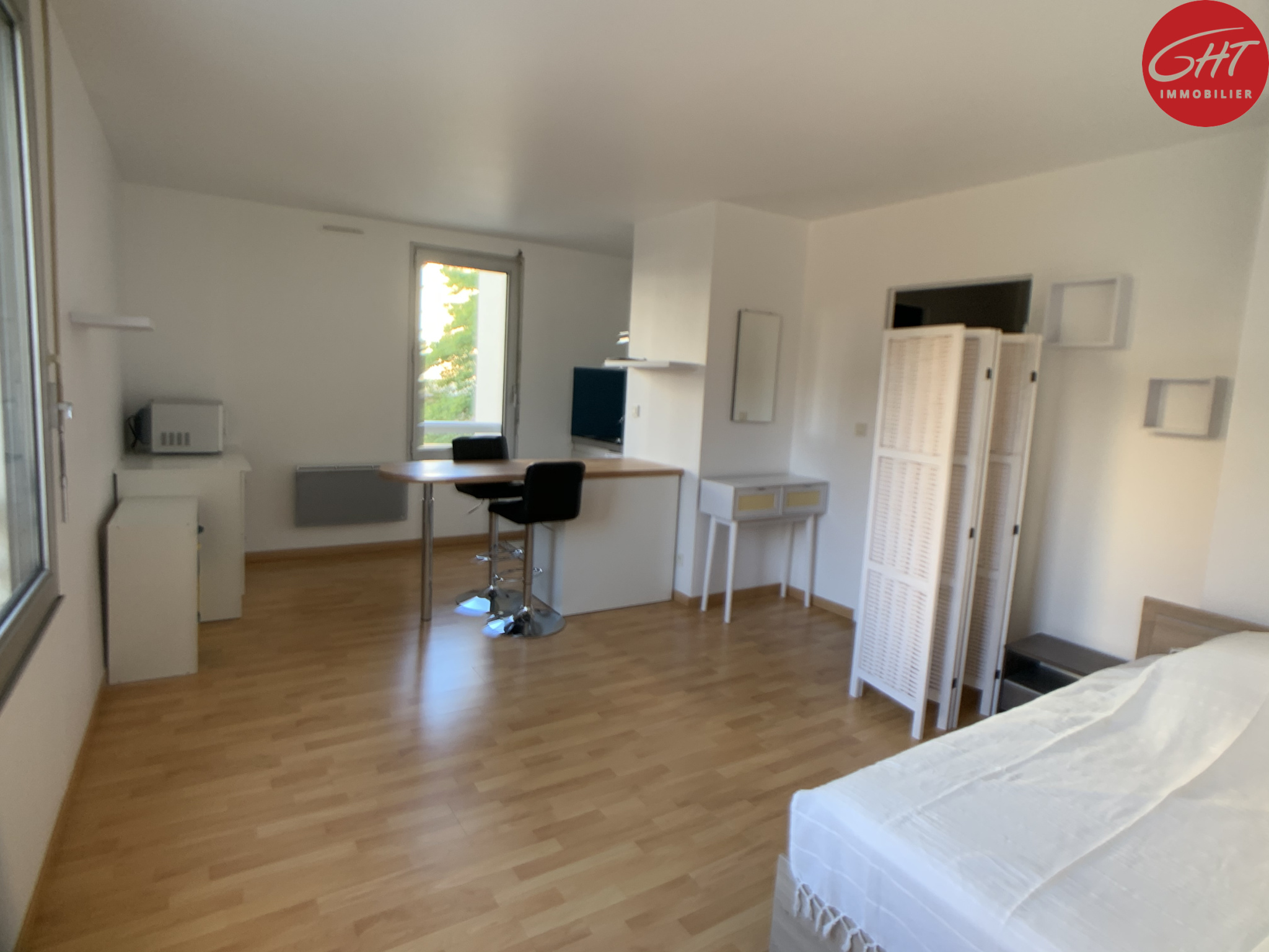 Image_2, Studio, Besançon, ref :2377