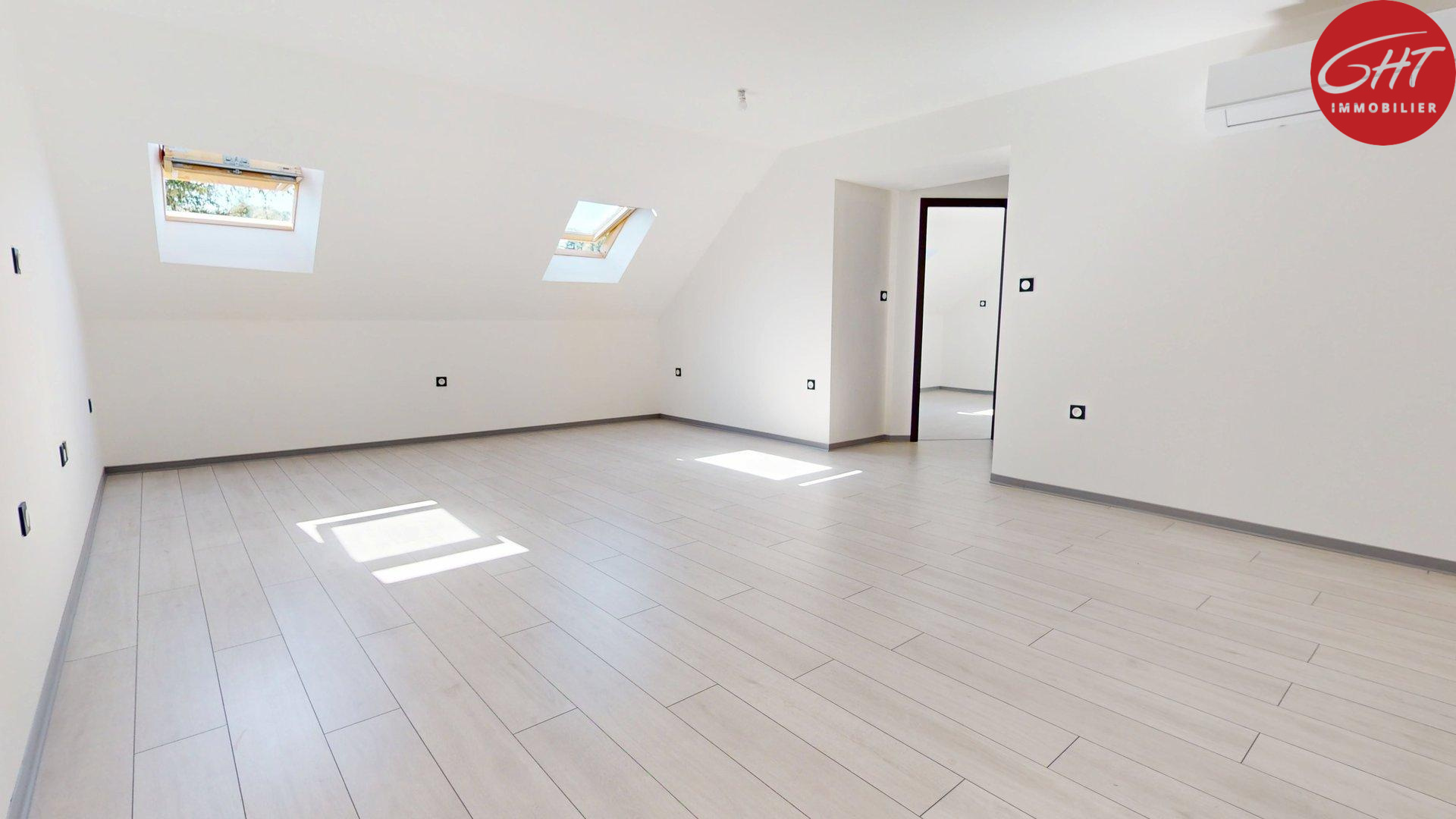 Image_1, Appartement, Burgille, ref :MG76