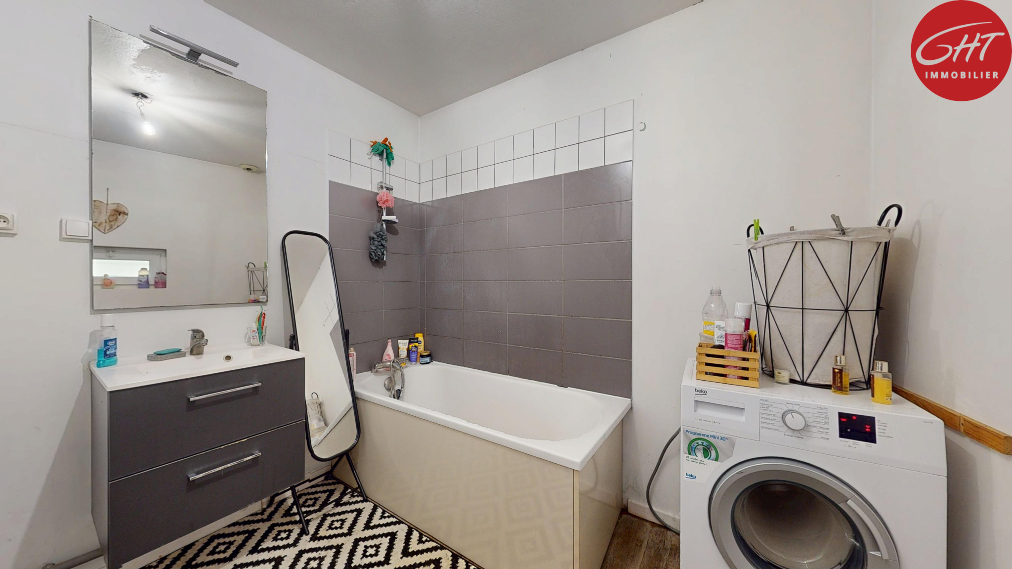 Image_22, Immeuble, Hyèvre-Paroisse, ref :3040